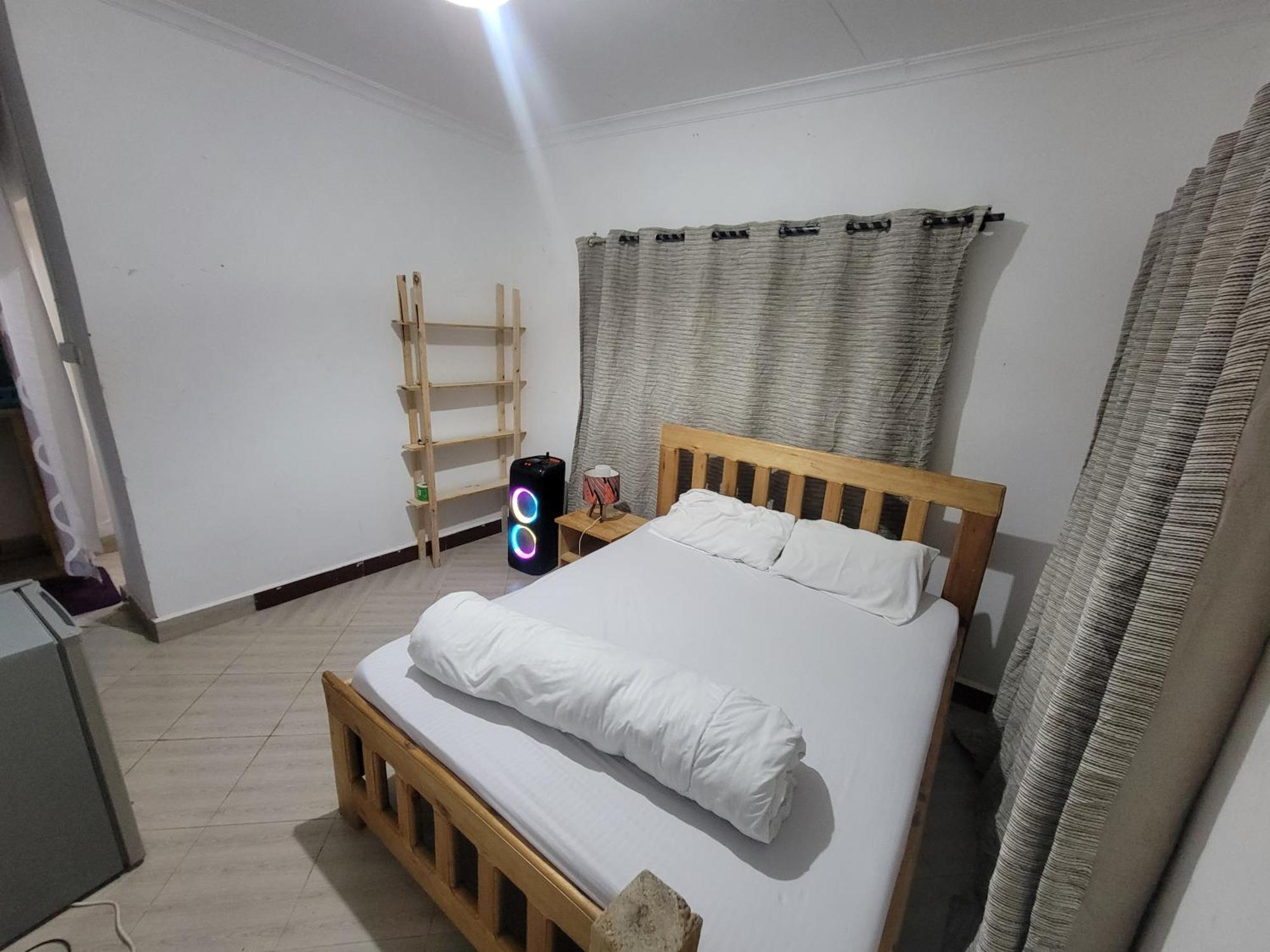 Safari Junction Backpackers Hostel Иринга Экстерьер фото
